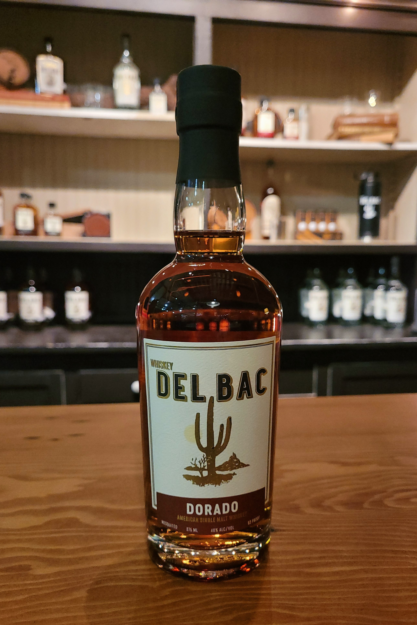 Whiskey Del Bac's Dorado bottle in 375 ML